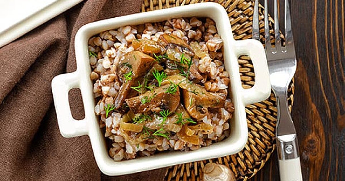 26174267 - buckwheat porridge with mushrooms